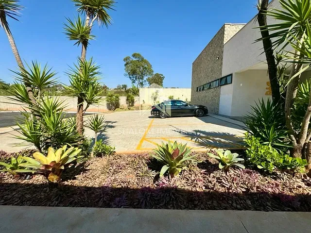 Terreno com 667m², à venda, no bairro Nacional em Contagem