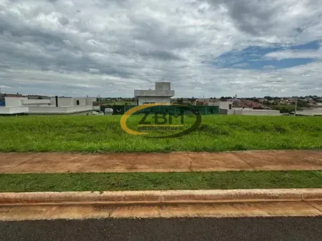 Terreno com 255m², à venda, no bairro Jardim Morumbi em Londrina