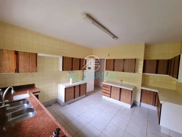 Terreno com 1822m², à venda, no bairro Hedy em Londrina