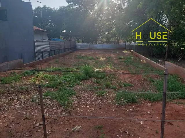 Terreno com 357m², à venda, no bairro Vila Nova em Votuporanga