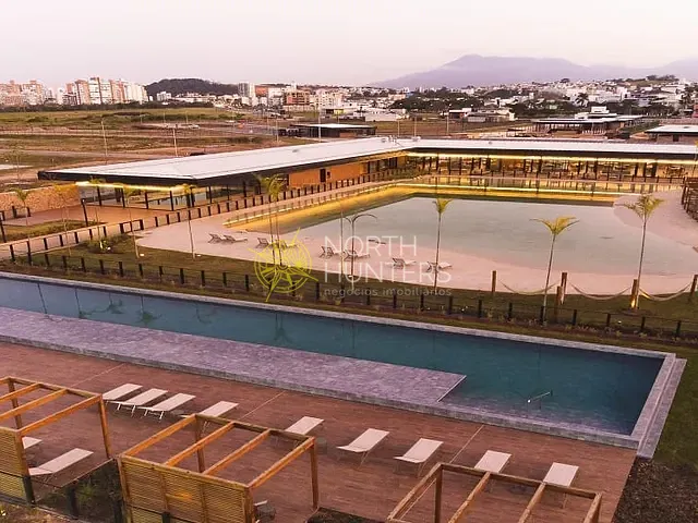 Terreno com 646m², à venda, no bairro Pedra Branca em Palhoça