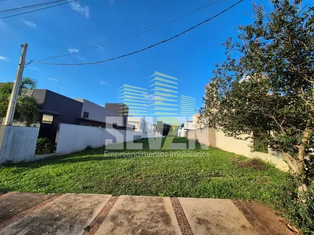 Terreno com 360m², à venda, no bairro Residencial Villaggio III em Bauru