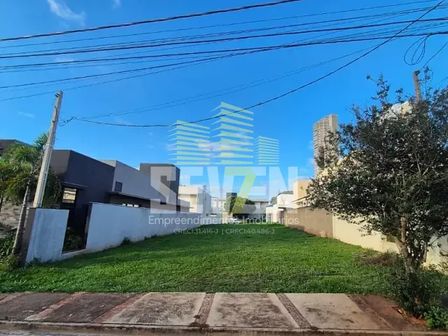 Terreno com 360m², à venda, no bairro Residencial Villaggio III em Bauru