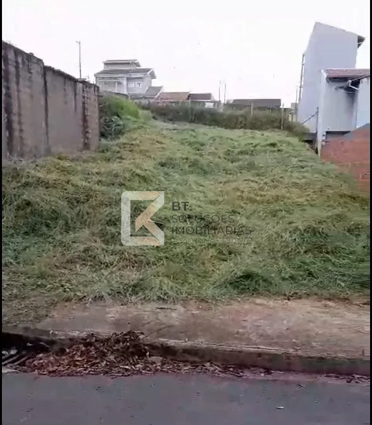 Terreno, 305 m² - Foto 1