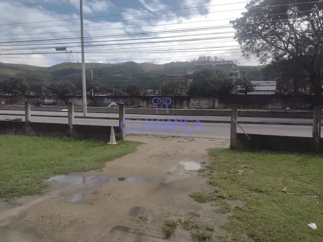 Terreno com 570m², à venda, no bairro Paciência em Rio de Janeiro