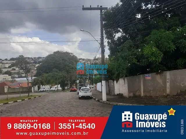 Terreno com 597m², à venda, no bairro Jardim Nova Guaxupé em Guaxupé