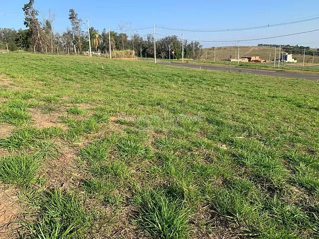 Terreno com 264m², à venda, no bairro Colinas do Castelo em Jaguariúna