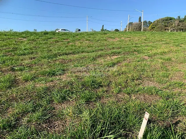 Terreno com 264m², à venda, no bairro Colinas do Castelo em Jaguariúna