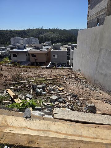 Terreno com 190m², à venda, no bairro Portais (Polvilho) em Cajamar