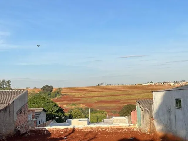 Terreno com 322m², à venda, no bairro Jardim Silvino em Cambé