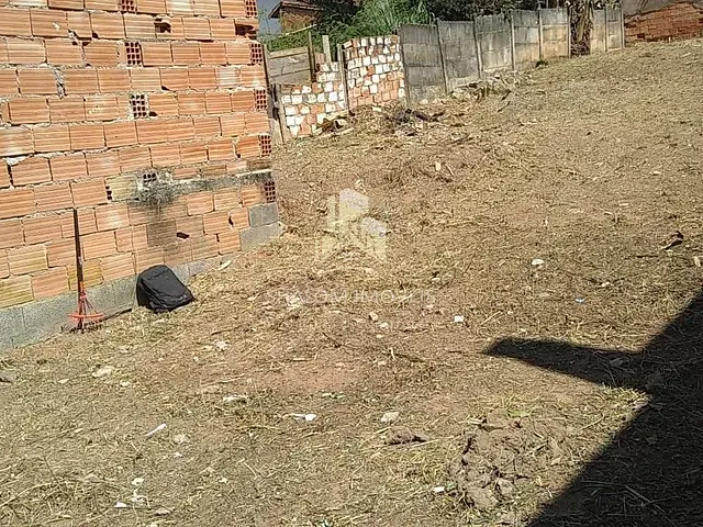 Terreno com 360m², à venda, no bairro Bom Jesus em Contagem
