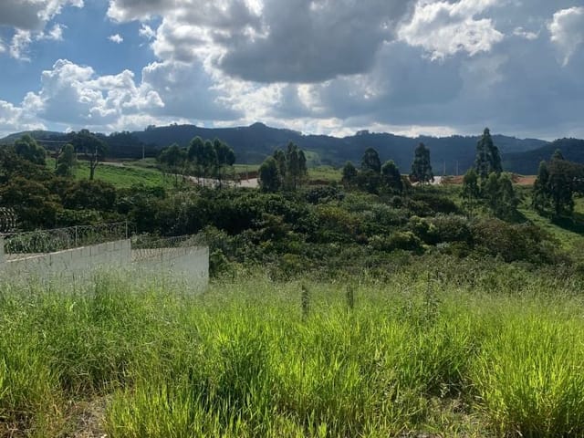 Terreno com 200m², à venda, no bairro Loteamento Sierra em Extrema
