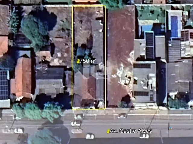 Terreno com 750m², à venda, no bairro Centro em Rolândia