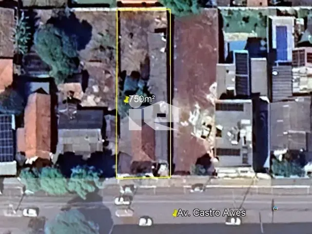 Terreno com 750m², à venda, no bairro Centro em Rolândia
