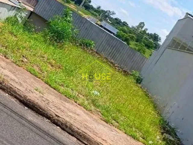 Terreno com 250m², à venda, no bairro Vila Célio Honório Junior em Votuporanga