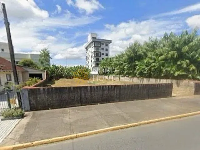 Terreno com 988m², à venda, no bairro Pirabeiraba (Pirabeiraba) em Joinville