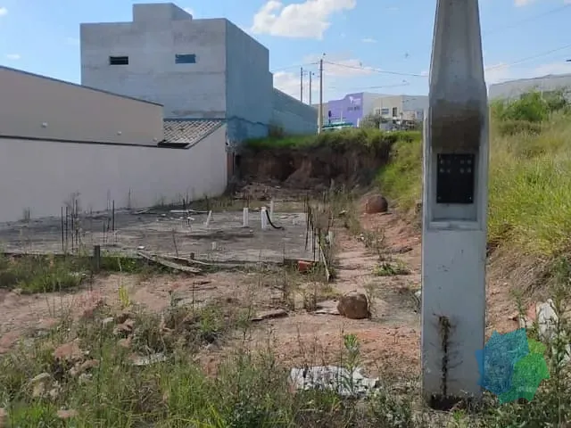 Terreno com 188m², à venda, no bairro Nossa Senhora do Monte Serrat em Salto