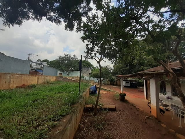 Terreno com 1800m², à venda, no bairro Chácara Santa Etelvina em São Paulo