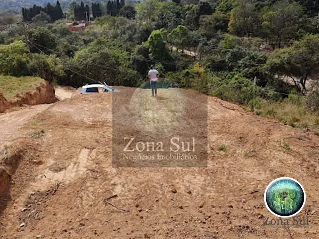 Terreno com 1013m², à venda, no bairro Brigadeiro Tobias - Genebra em Sorocaba