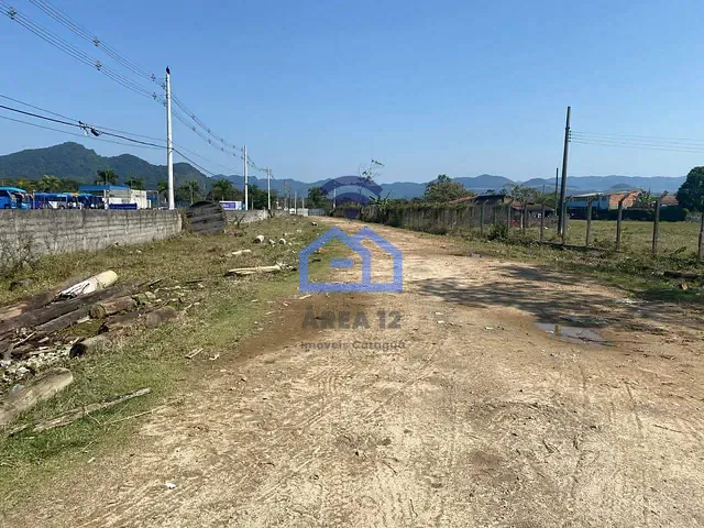 Terreno com 3000m², à venda, no bairro Porto Novo em Caraguatatuba