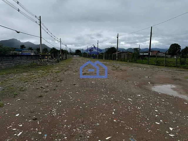 Terreno com 3000m², à venda, no bairro Porto Novo em Caraguatatuba