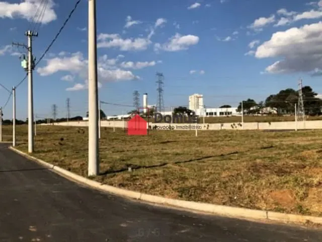 Terreno com 299m², à venda, no bairro Parque das Nações em Pindamonhangaba