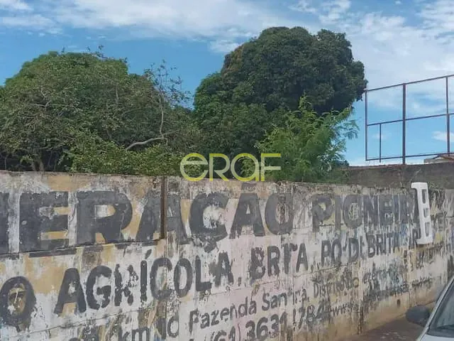 Terreno com 1234m², à venda, no bairro Centro em Formosa