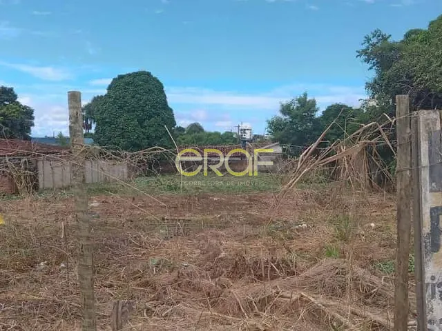 Terreno com 1234m², à venda, no bairro Centro em Formosa