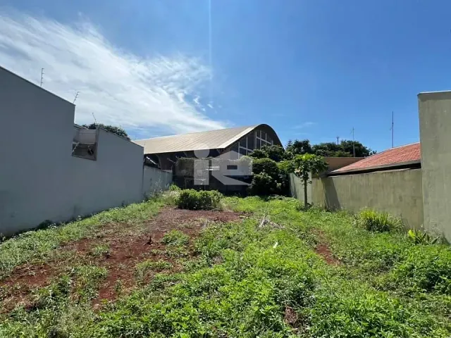 Terreno com 300m², à venda, no bairro Jardim Nobre em Rolândia