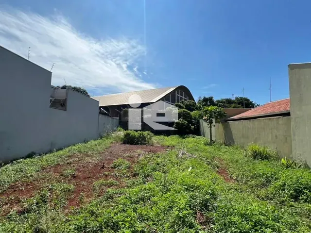 Terreno com 300m², à venda, no bairro Jardim Nobre em Rolândia