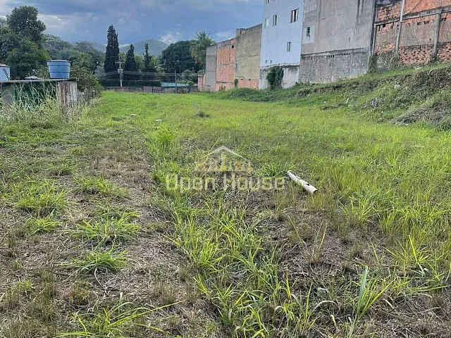 Terreno com 2140m², à venda, no bairro Siderlândia em Volta Redonda