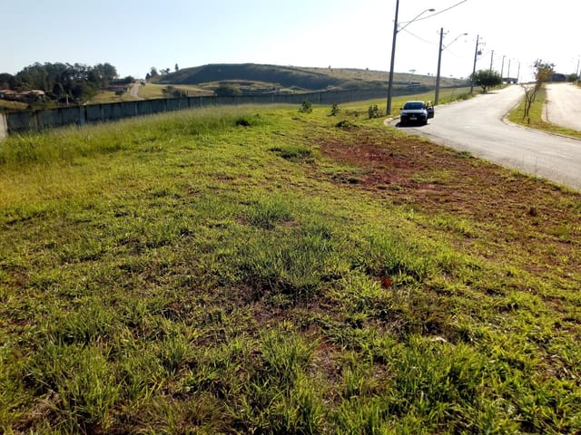 Terreno com 465m², à venda, no bairro Chácaras Cataguá em Taubaté