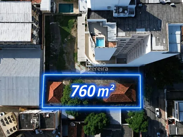 Terreno com 760m², à venda, no bairro Centro em Três Rios