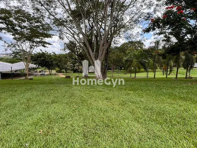 Terreno com 2525m², à venda, no bairro Residencial Aldeia do Vale em Goiânia
