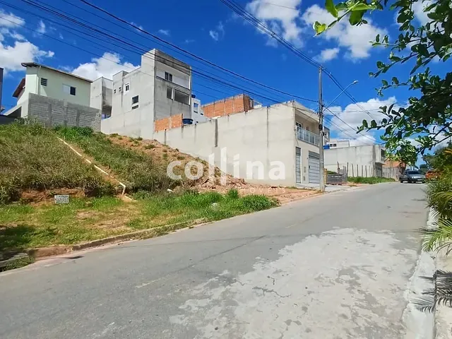 Terreno com 140m², à venda, no bairro Alto de Santa Lúcia em Carapicuíba
