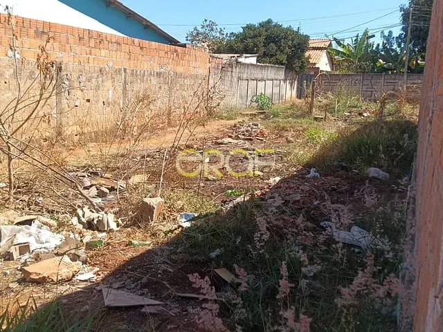 Terreno com 130m², à venda, no bairro Parque Lago em Formosa