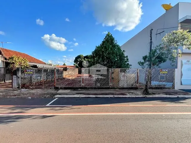 Terreno com 1500m², à venda, no bairro Centro em Rolândia