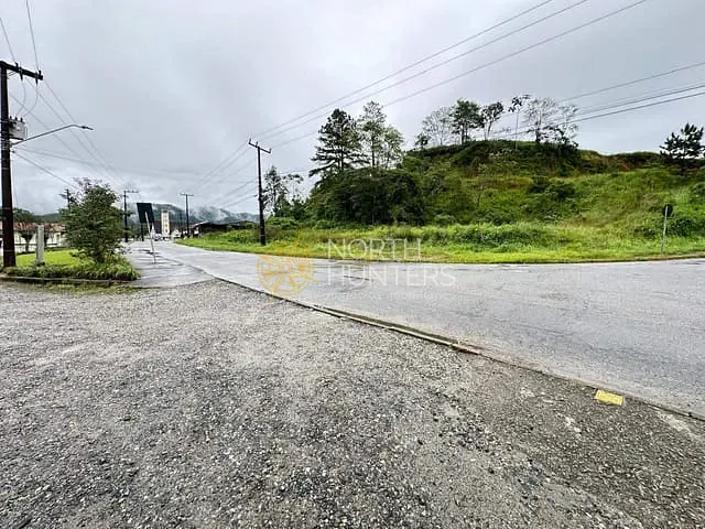 Terreno com 1264m², à venda, no bairro Rio Bonito (Pirabeiraba) em Joinville