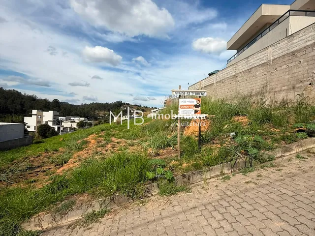 Terreno com 474m², à venda, no bairro Imigrantes em Cataguases