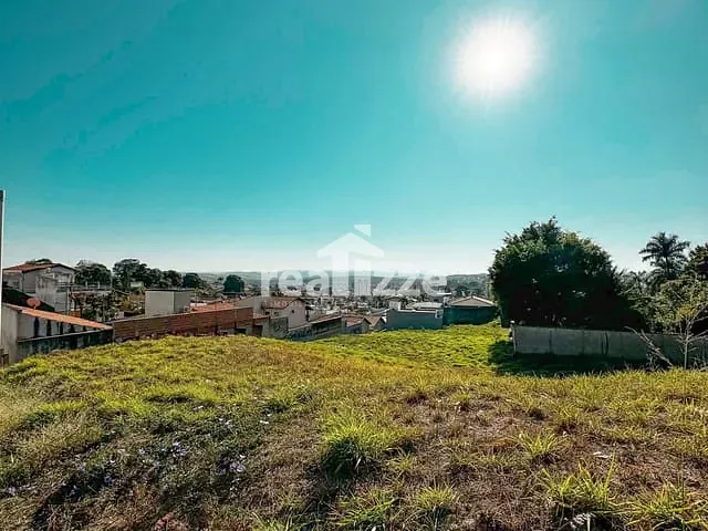 Terreno com 2m², à venda, no bairro São Vicente em Itapira
