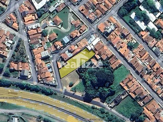 Terreno com 2m², à venda, no bairro São Vicente em Itapira
