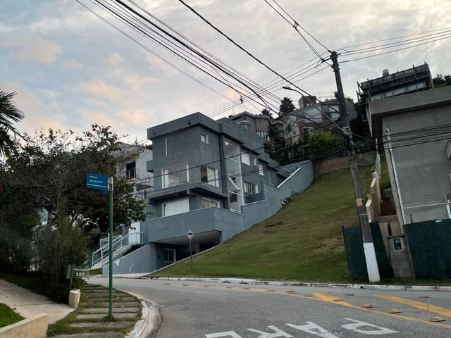 Terreno com 418m², à venda, no bairro Tamboré em Santana de Parnaíba