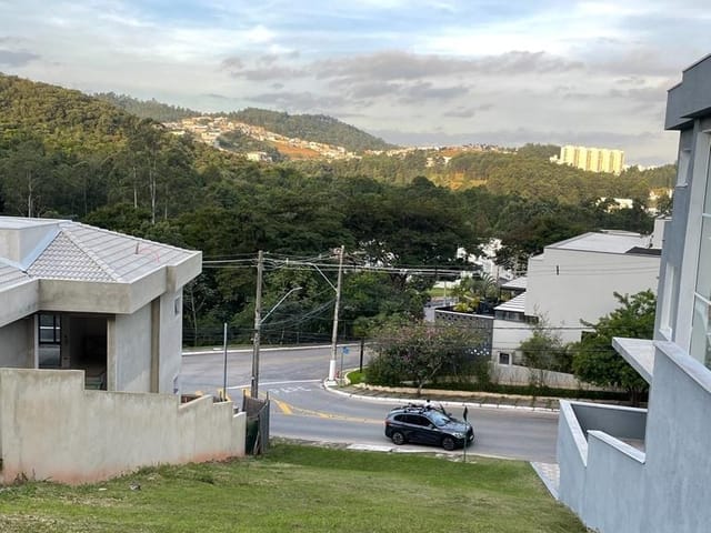 Terreno com 418m², à venda, no bairro Tamboré em Santana de Parnaíba