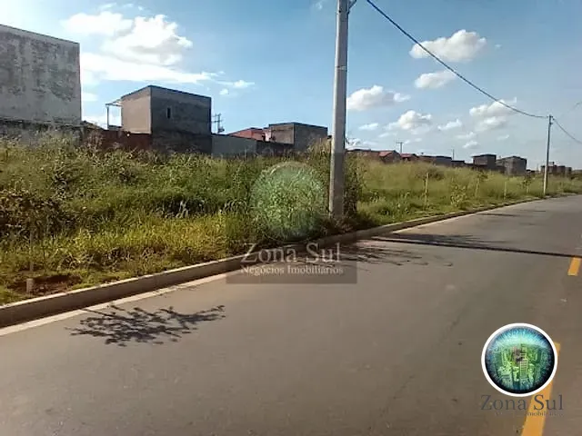 Terreno com 180m², à venda, no bairro Vila Votocel em Votorantim