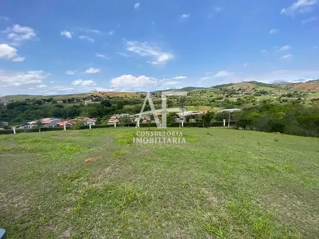 Terreno com 1171m², à venda, no bairro Chácaras Cataguá em Taubaté