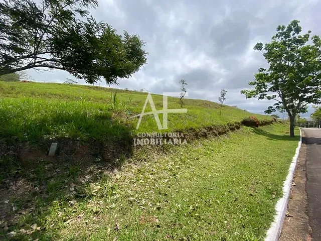Terreno com 1171m², à venda, no bairro Chácaras Cataguá em Taubaté