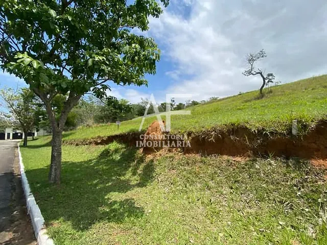 Terreno com 1171m², à venda, no bairro Chácaras Cataguá em Taubaté