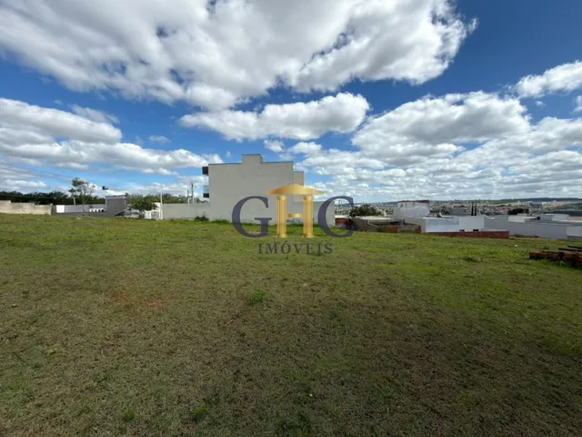 Terreno com 271m², à venda, no bairro Jardim São Lucas em Salto de Pirapora
