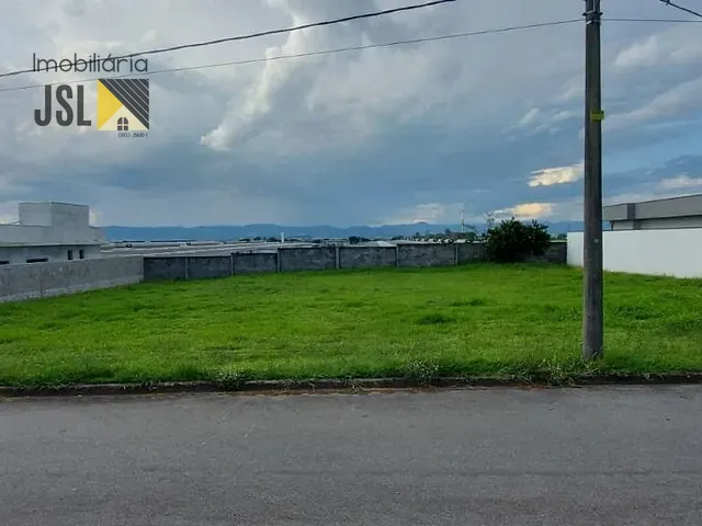 Terreno com 360m², à venda, no bairro Chácara Ipês em Caçapava