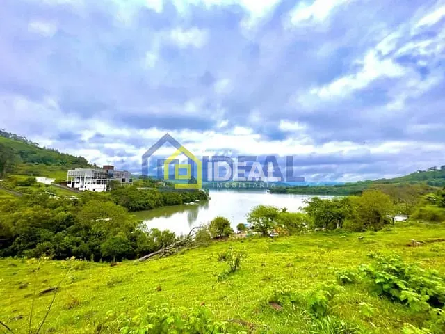 Terreno com 1000m², à venda, no bairro Lago Azul em Itá